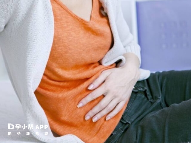 子宮內膜炎會出現腹部不適