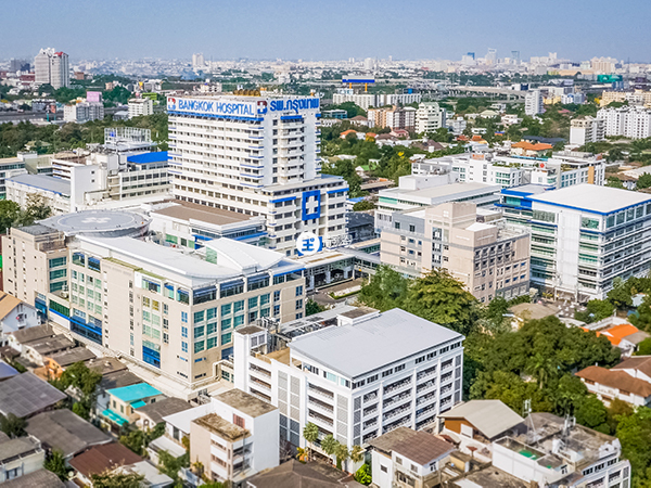 曼谷医院（Bangkok Hospital）正式成立于1972年