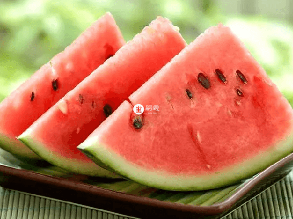 降低尿酸可以吃櫻桃、西瓜、葡萄等水果