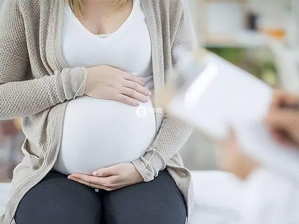 多囊卵巢患者在怀孕之后不能盲目保胎
