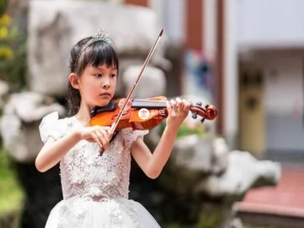 学习小提琴能提高孩子的情商