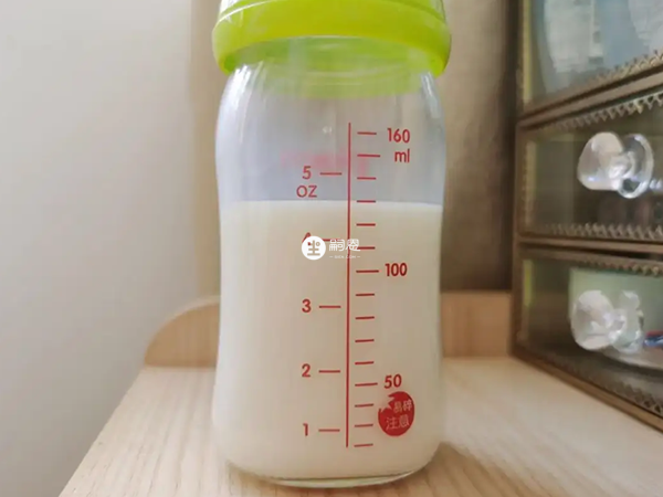 100克奶粉二十二碳六烯酸含量為80-120mg