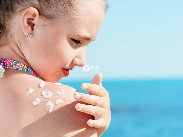 夏季宝宝防晒可以预防皮肤疾病