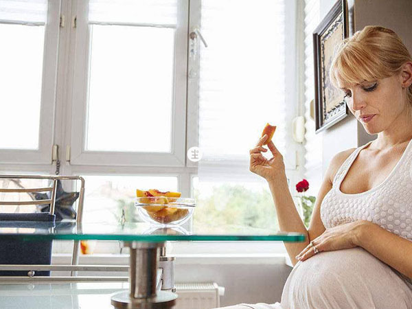 多囊女性怀孕后要注意饮食