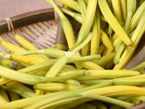 黃花菜營養豐富，味道鮮美