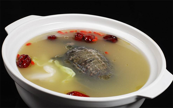 喝甲魚湯可以促進卵泡的發育但作用不太大