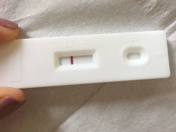 验孕棒测出一条线是没怀孕